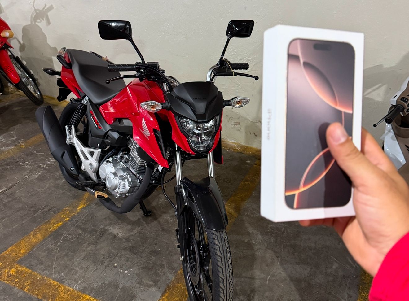 AFRICA TWIN ou ETIOS+PCX+CARRETINHA ou 60 MIL