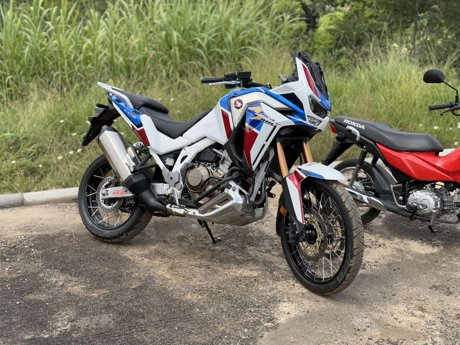 KIT CARNAVAL- GOL 1.6 + POP 110 + CNH ou AFRICA TWIN + CNH ou 50 MIL