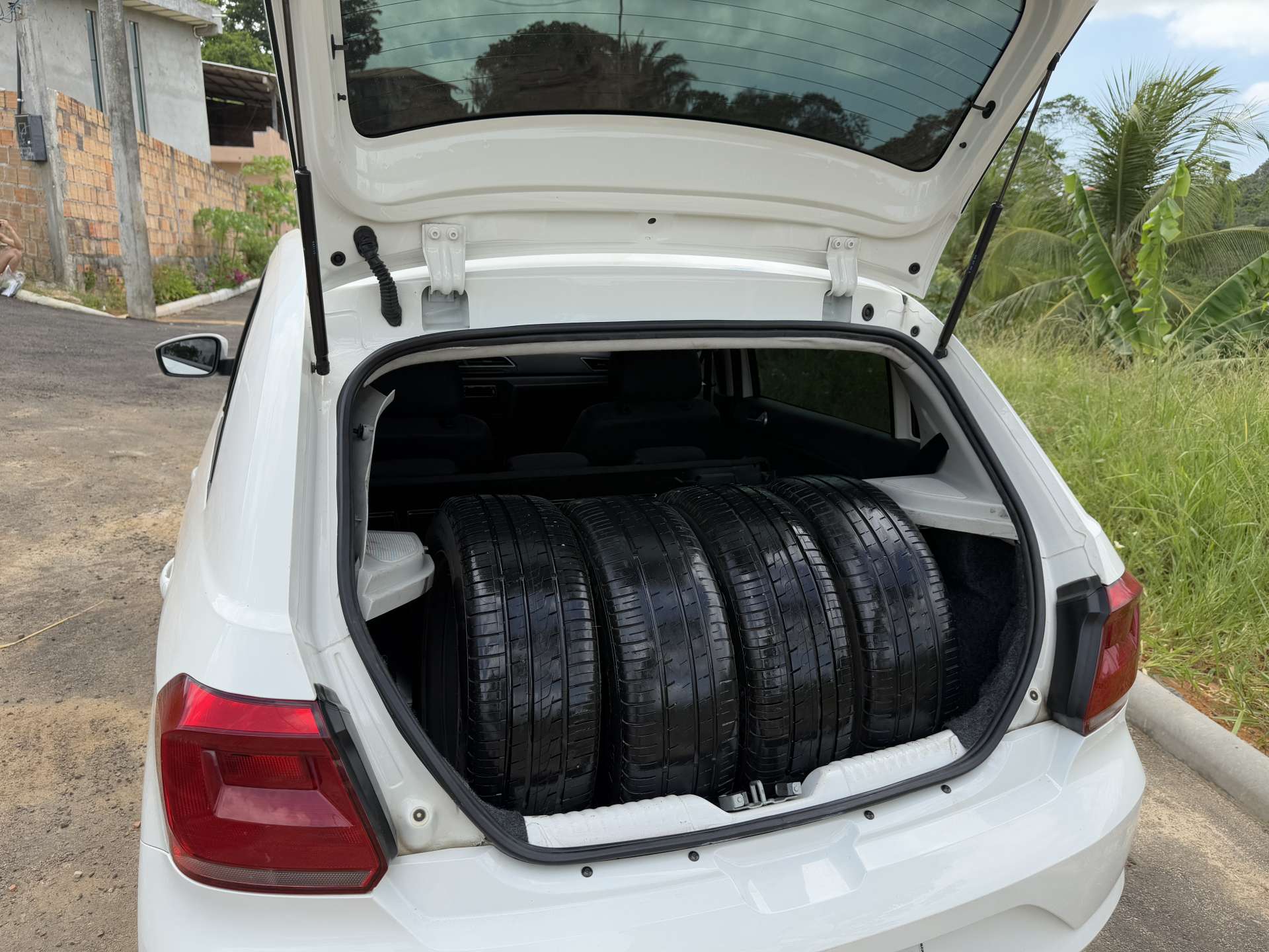 KIT CARNAVAL- GOL 1.6 + POP 110 + CNH ou AFRICA TWIN + CNH ou 50 MIL