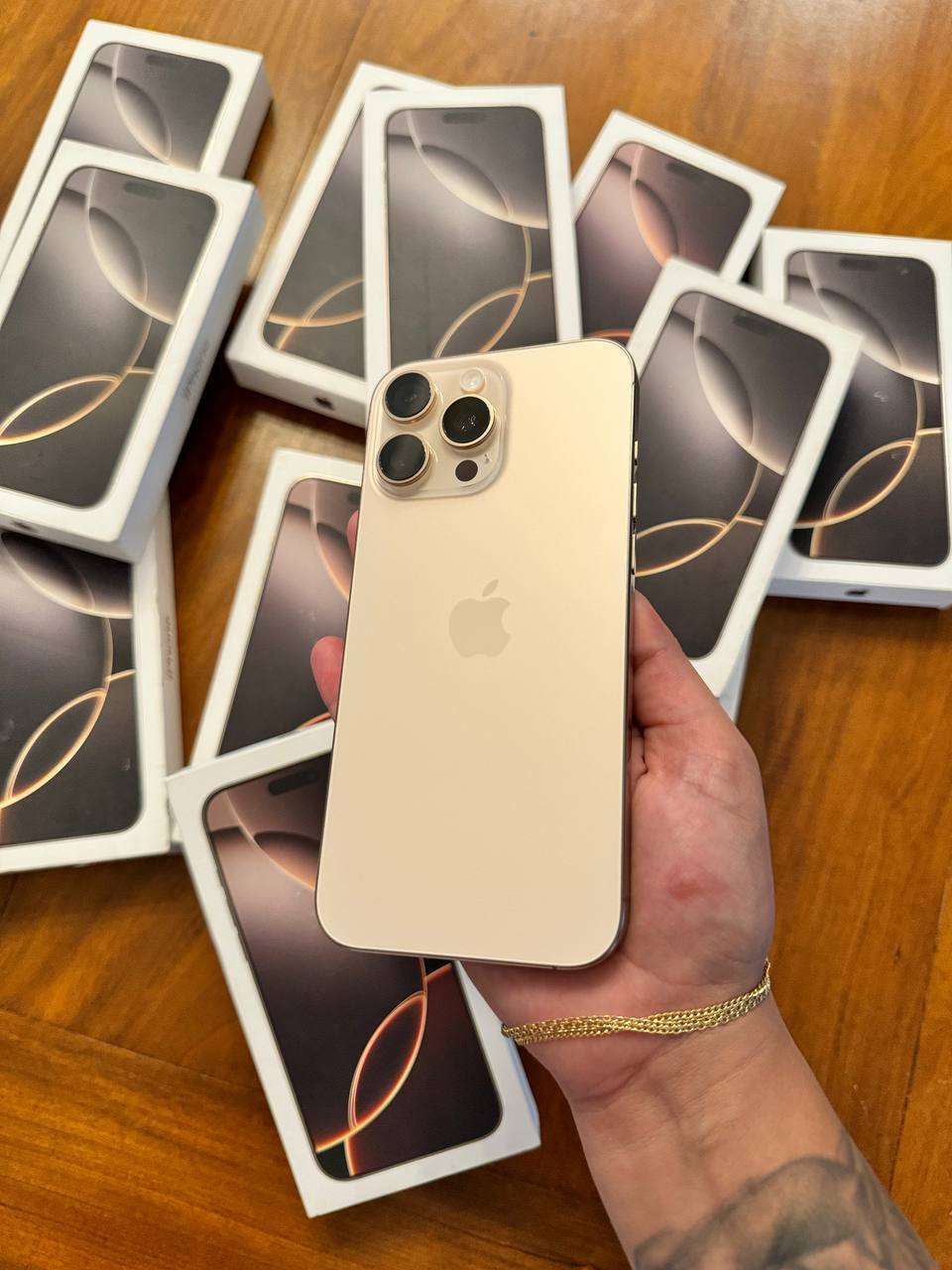 IPHONE 16 PRO MAX