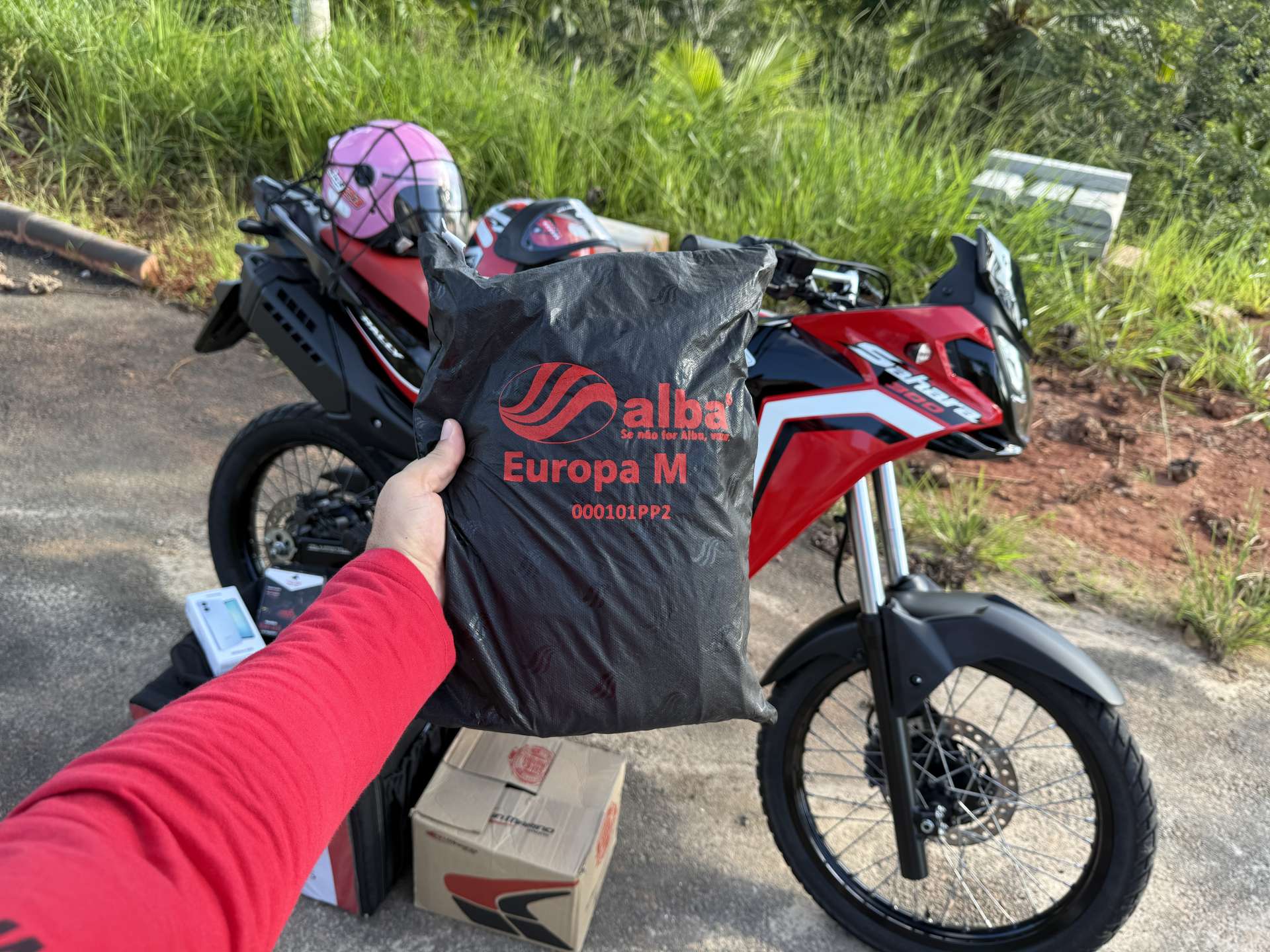 KIT UBER MOTO ou 30 MIL - SAHARA, CNH, CELULAR, 2 CAPACETES, CAPA DE CHUVA, BAG, SUPORTE P/ CELULAR