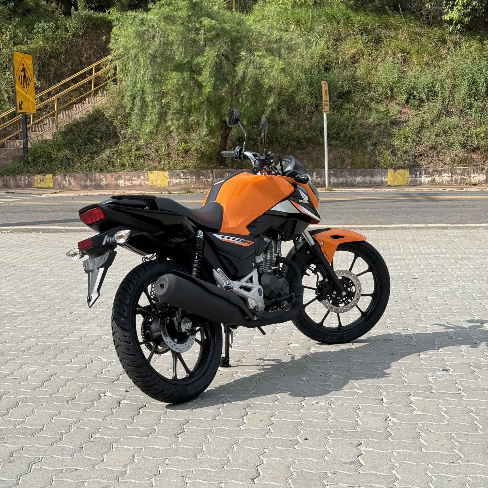 TITAN 160 2025 ZERO KM