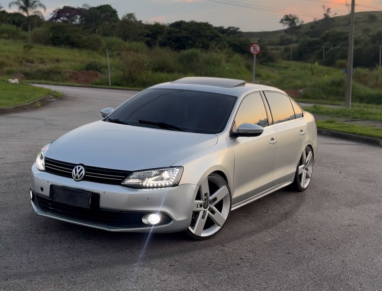 JETTA TSI OU 60 MIL REAIS 
