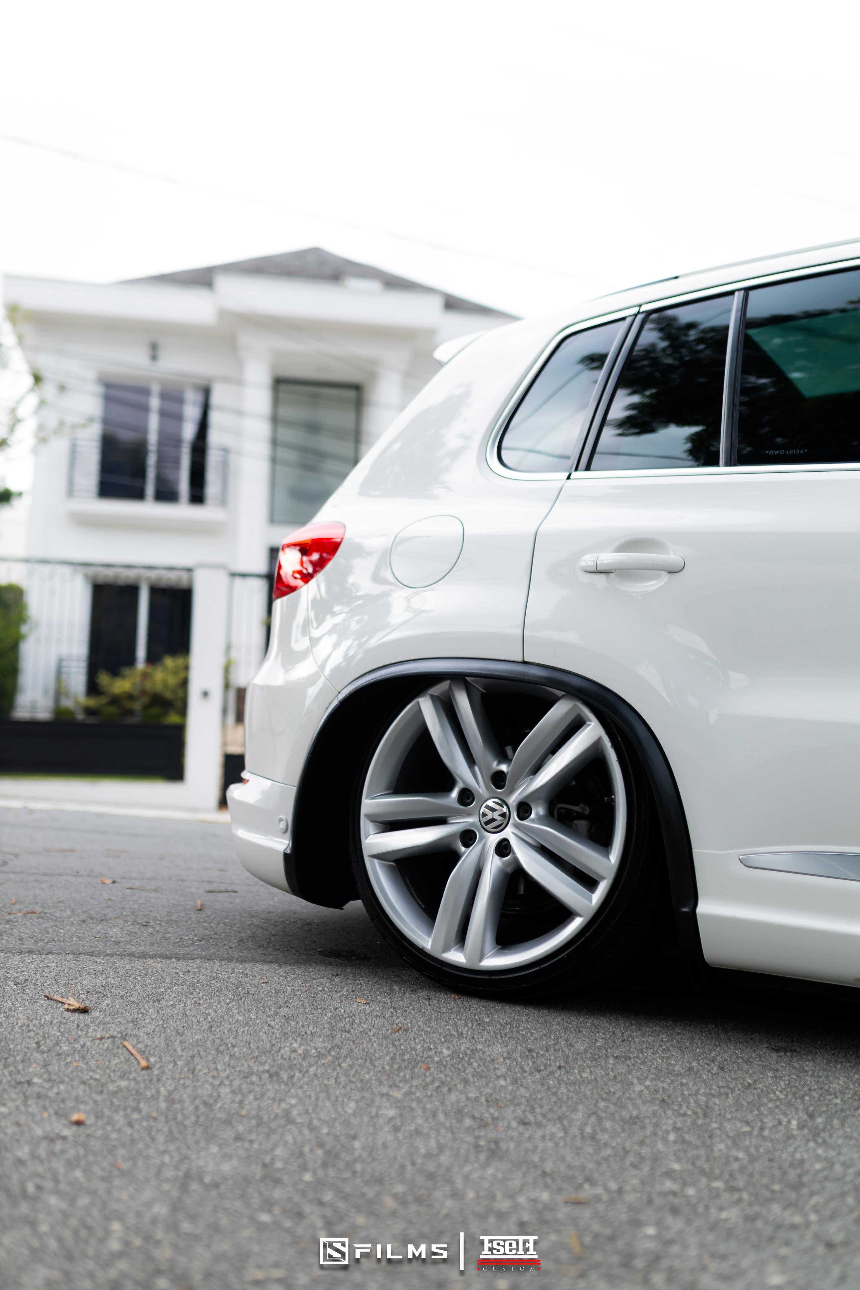 01 TIGUAN R-LINE OU 60k NO PIX