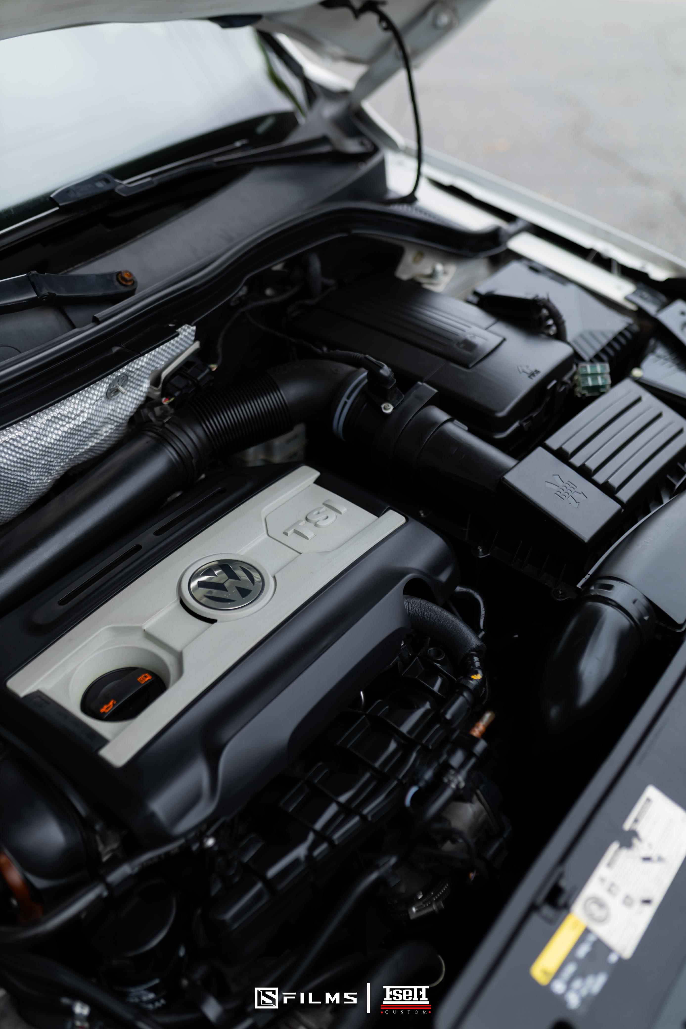 01 TIGUAN R-LINE OU 60k NO PIX