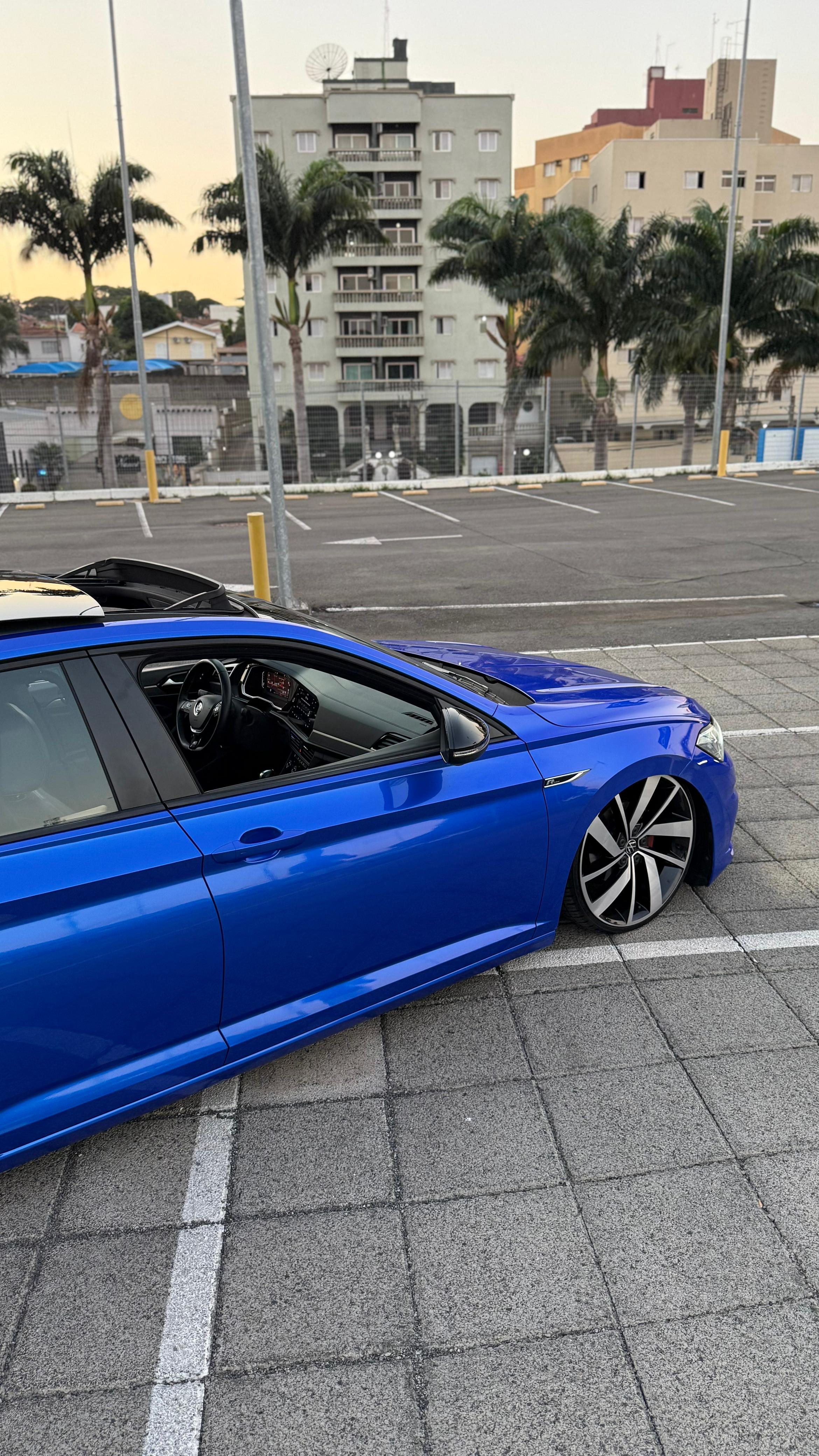 JETTA R-LINE 2019 OU 70 MIL