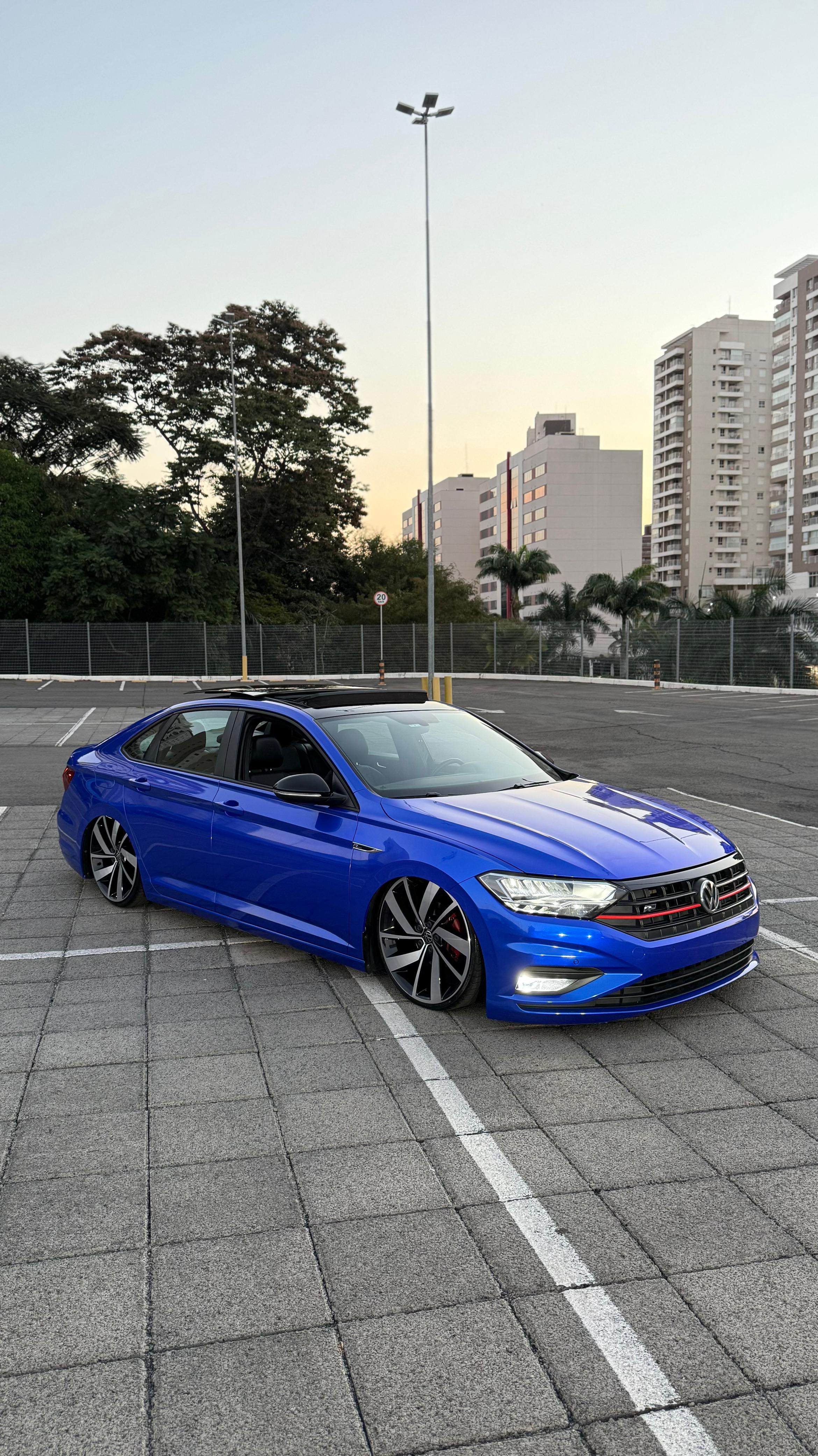 JETTA R-LINE 2019 OU 70 MIL