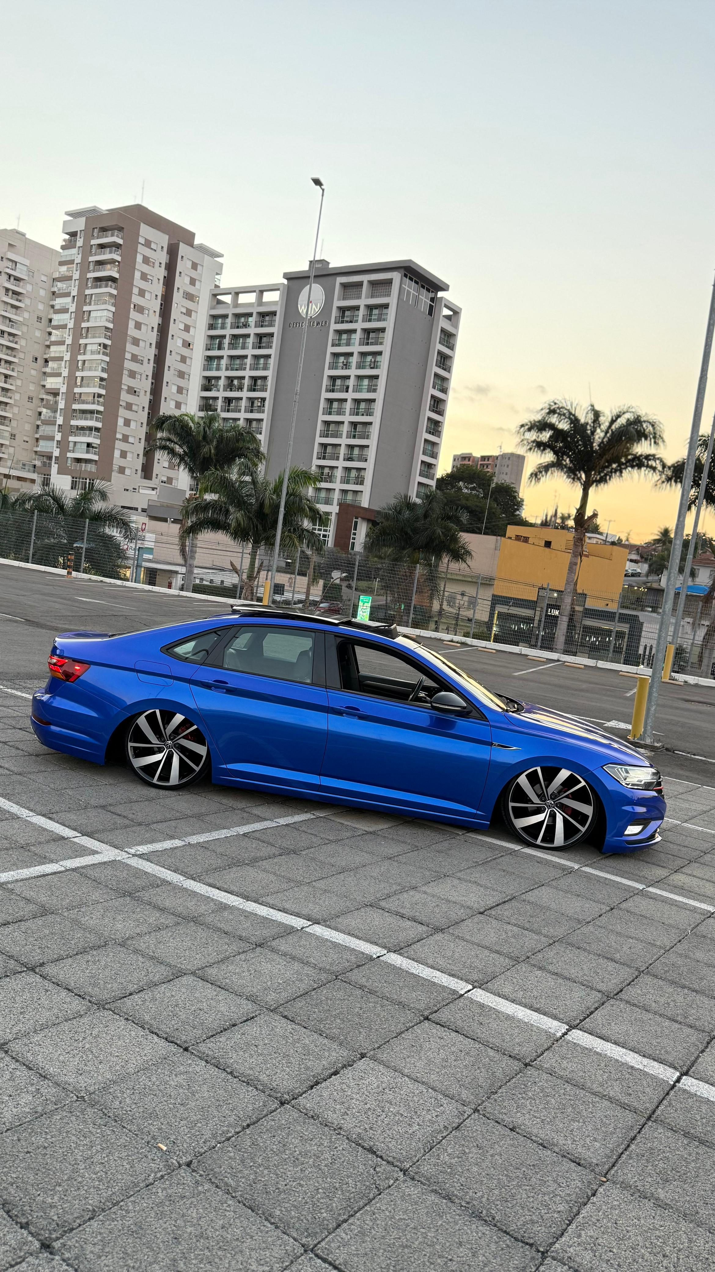 JETTA R-LINE 2019 OU 70 MIL