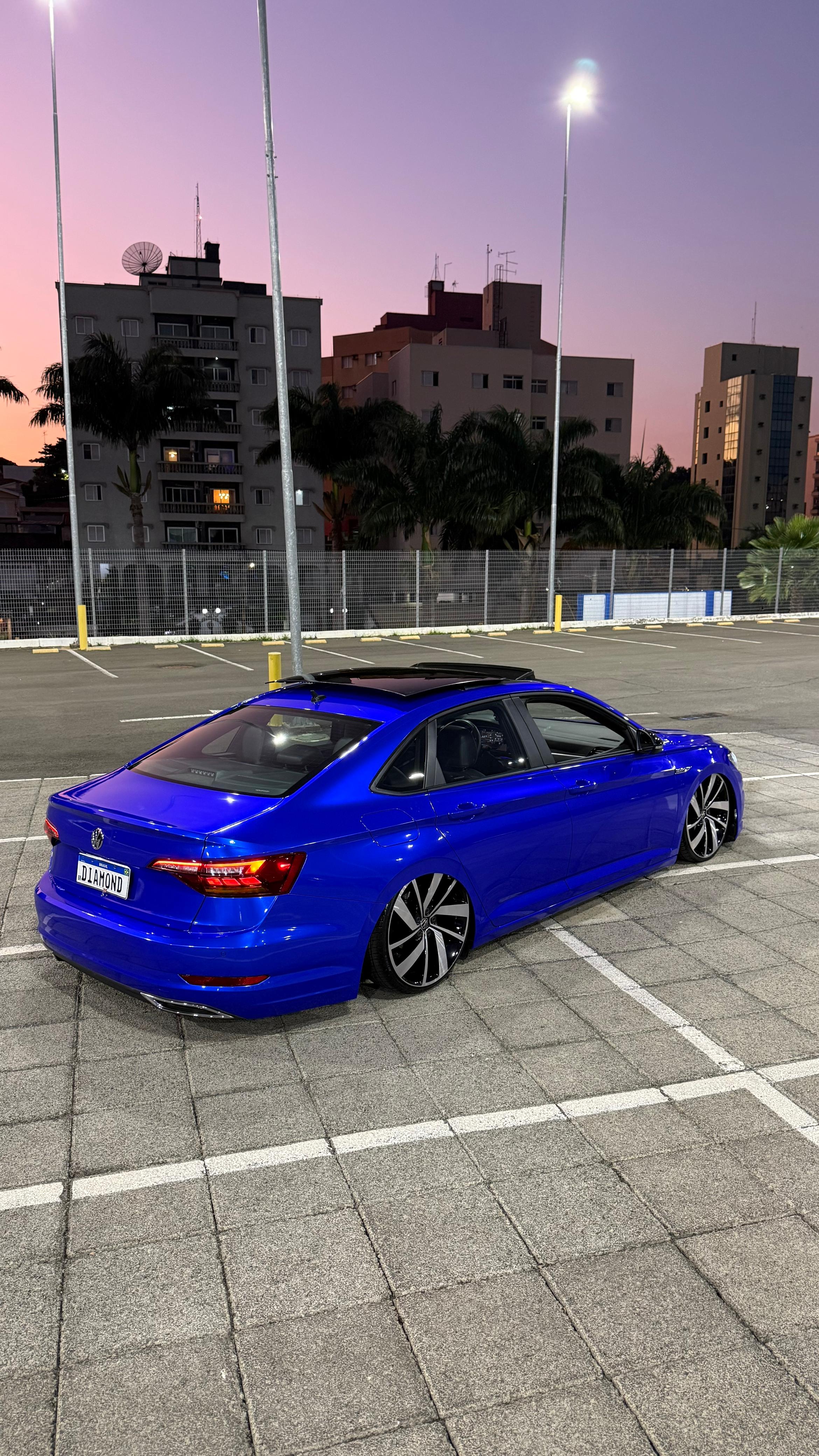 JETTA R-LINE 2019 OU 70 MIL