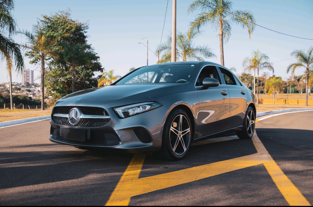 MERCEDES A-200 ano 2020 OU 160k NO PIX