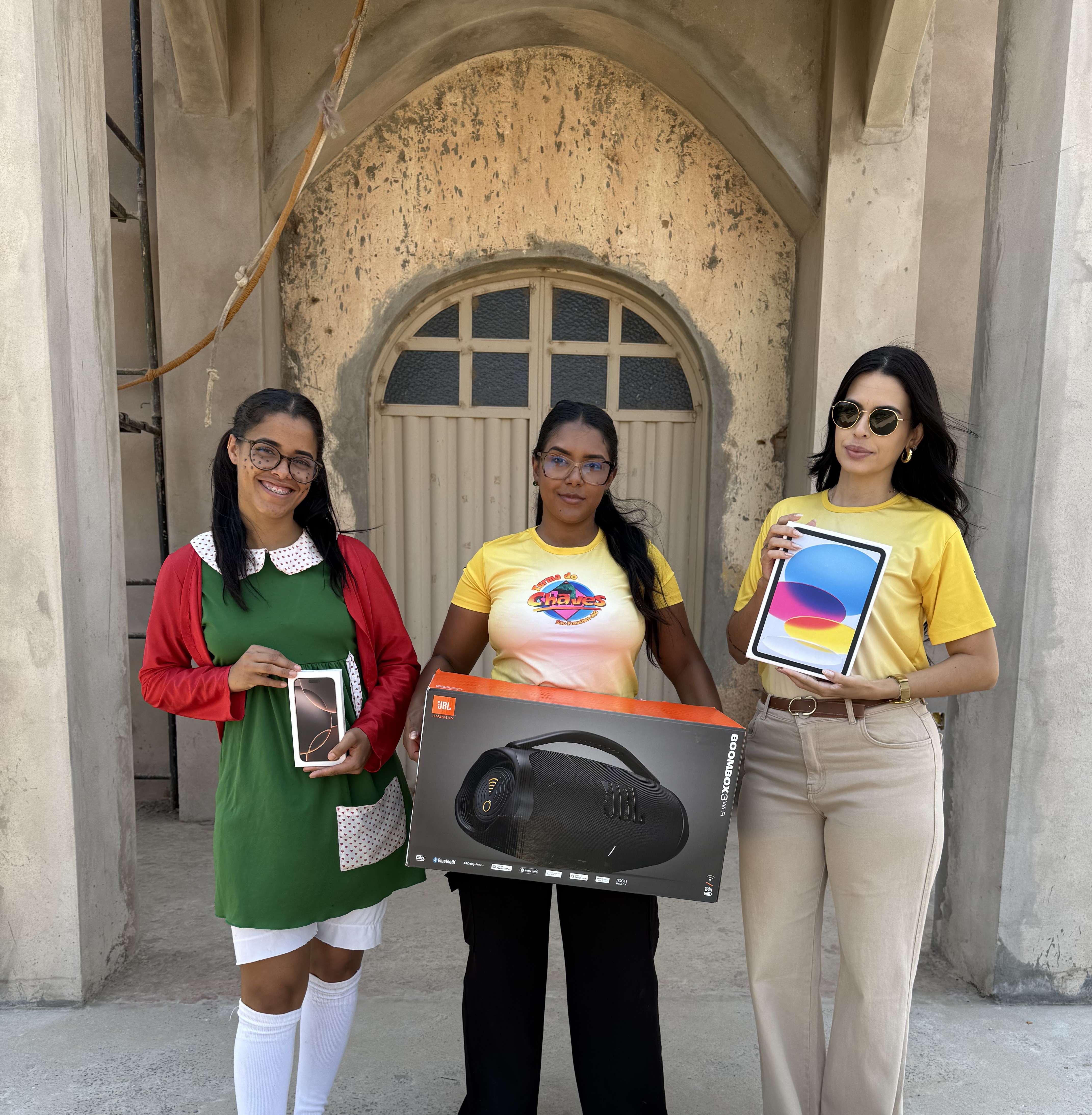 EDIÇÃO 01 | KIT IPHONE 16 PRO MAX 256GB + JBL BOMBOX 3 WI-FI + IPAD 11 128GB