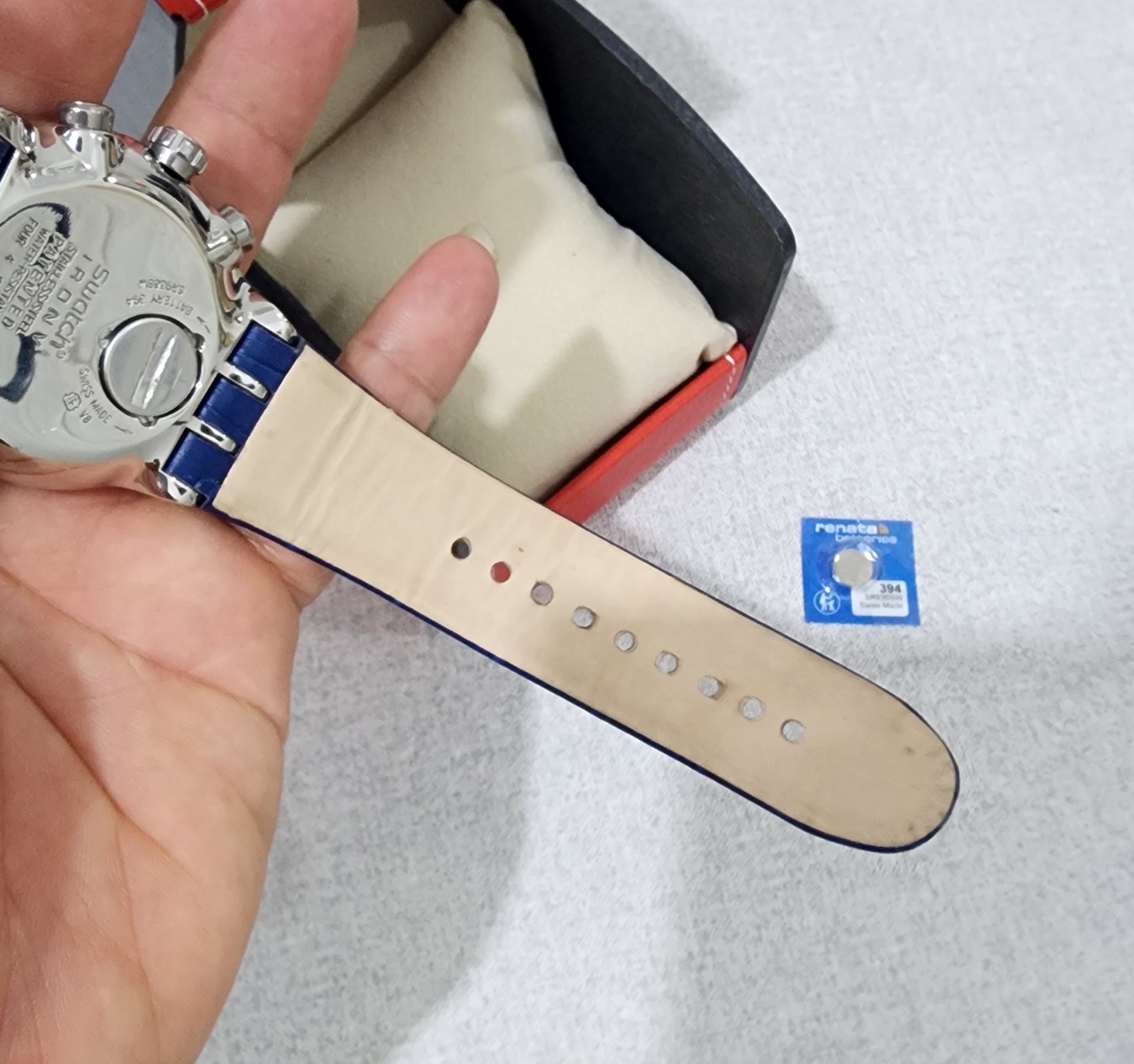 SWATCH YOS449