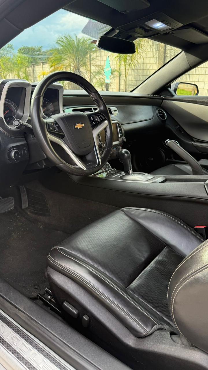 CHEVROLET CAMARO SS V8 ou 150 mil no PiX