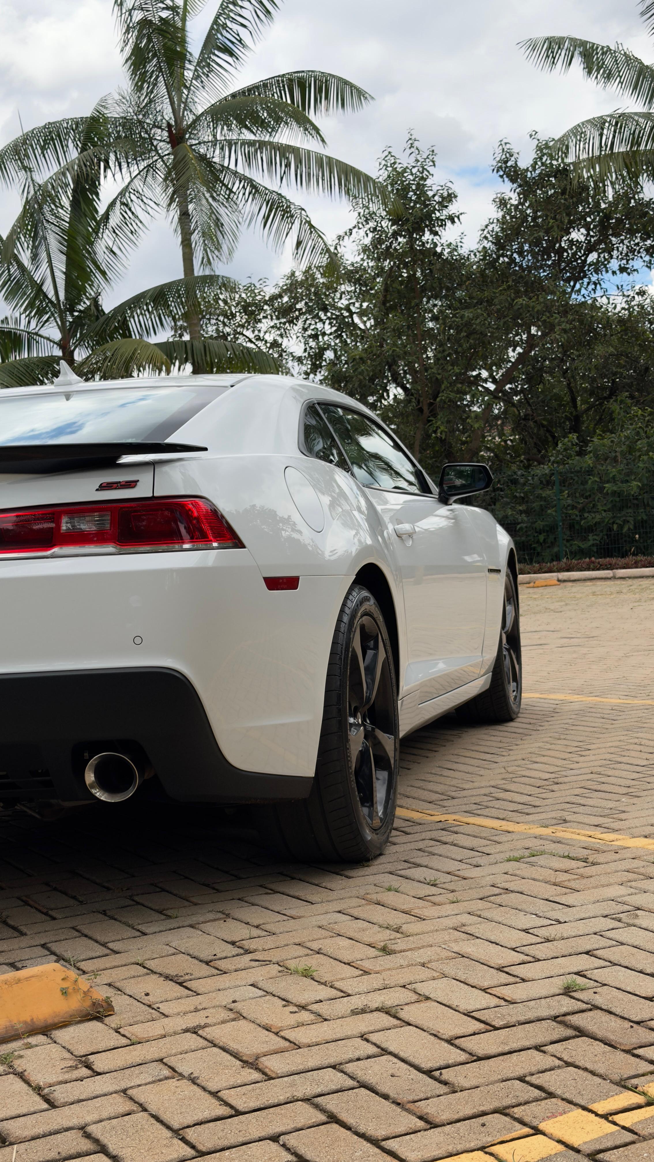 CHEVROLET CAMARO SS V8 ou 150 mil no PiX