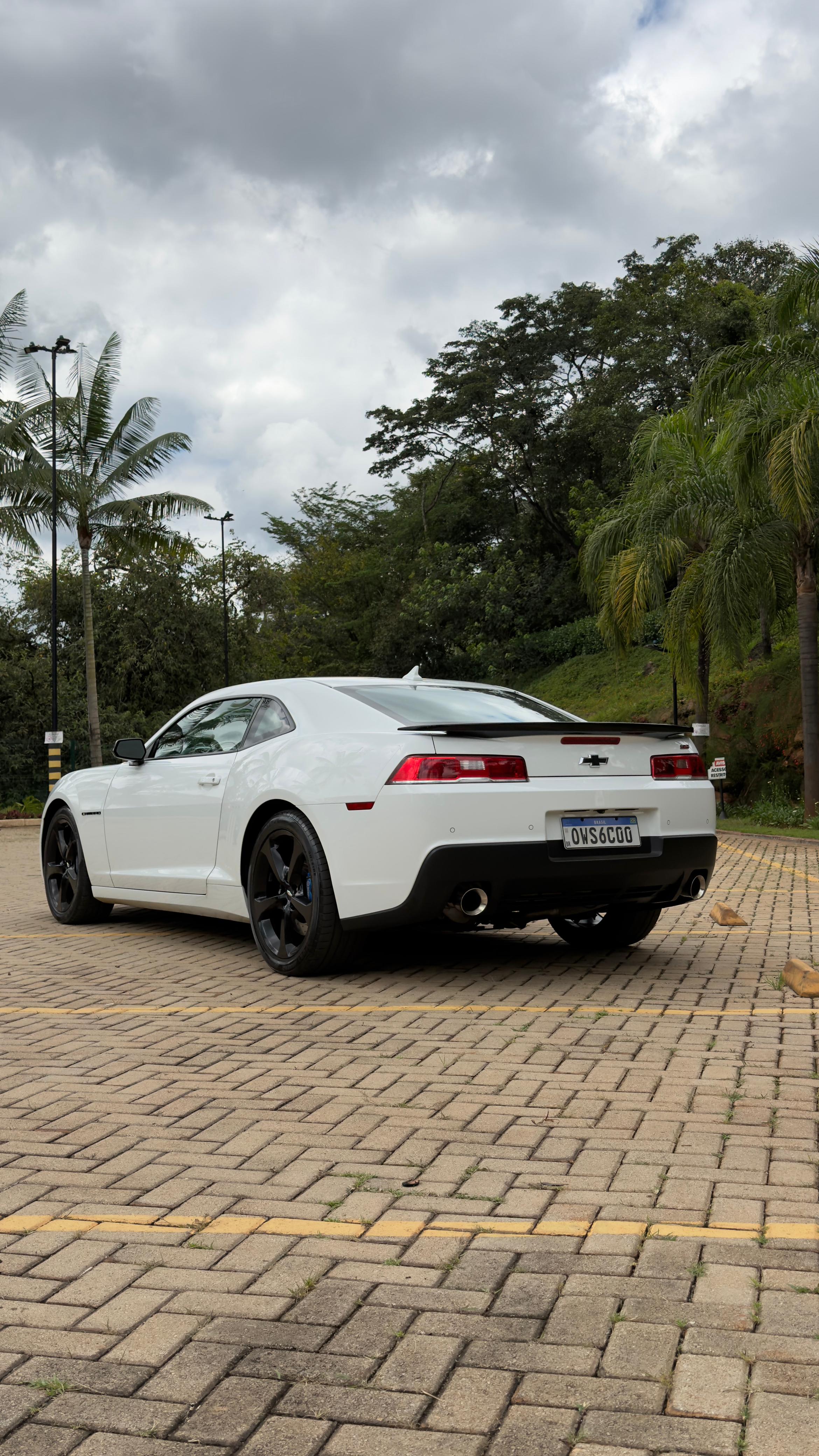 CHEVROLET CAMARO SS V8 ou 150 mil no PiX