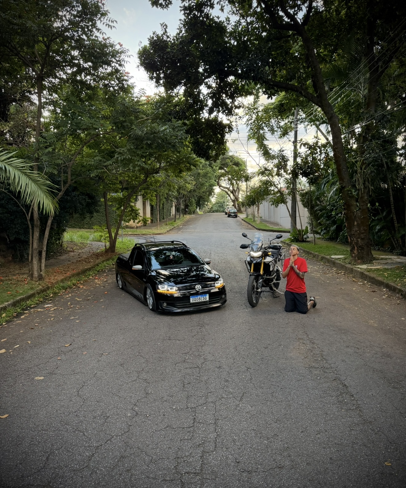 SAVEIRO SURF + TIGER 900c
