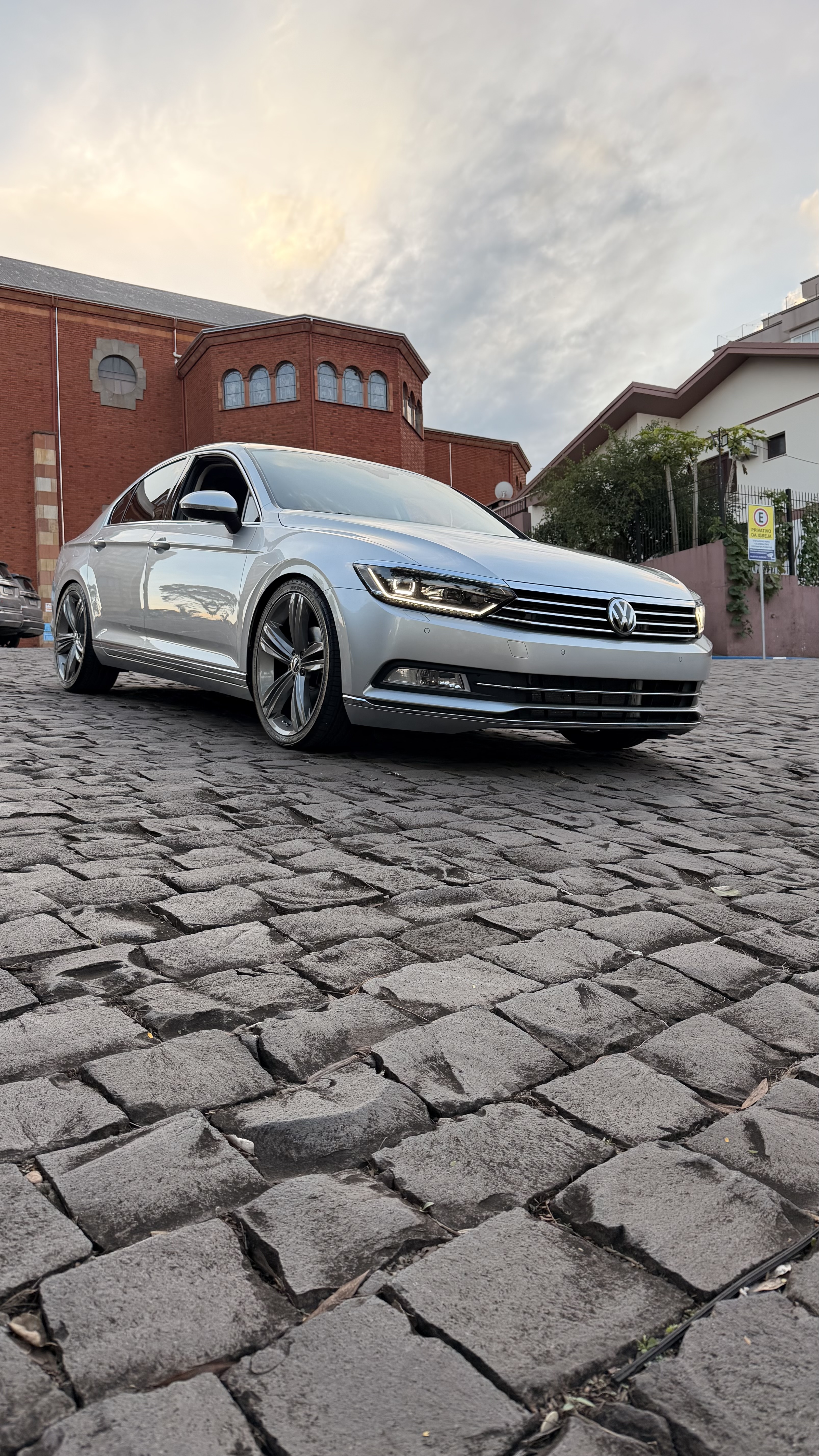 PASSAT B8 PRATA 2019 ou 1OOK