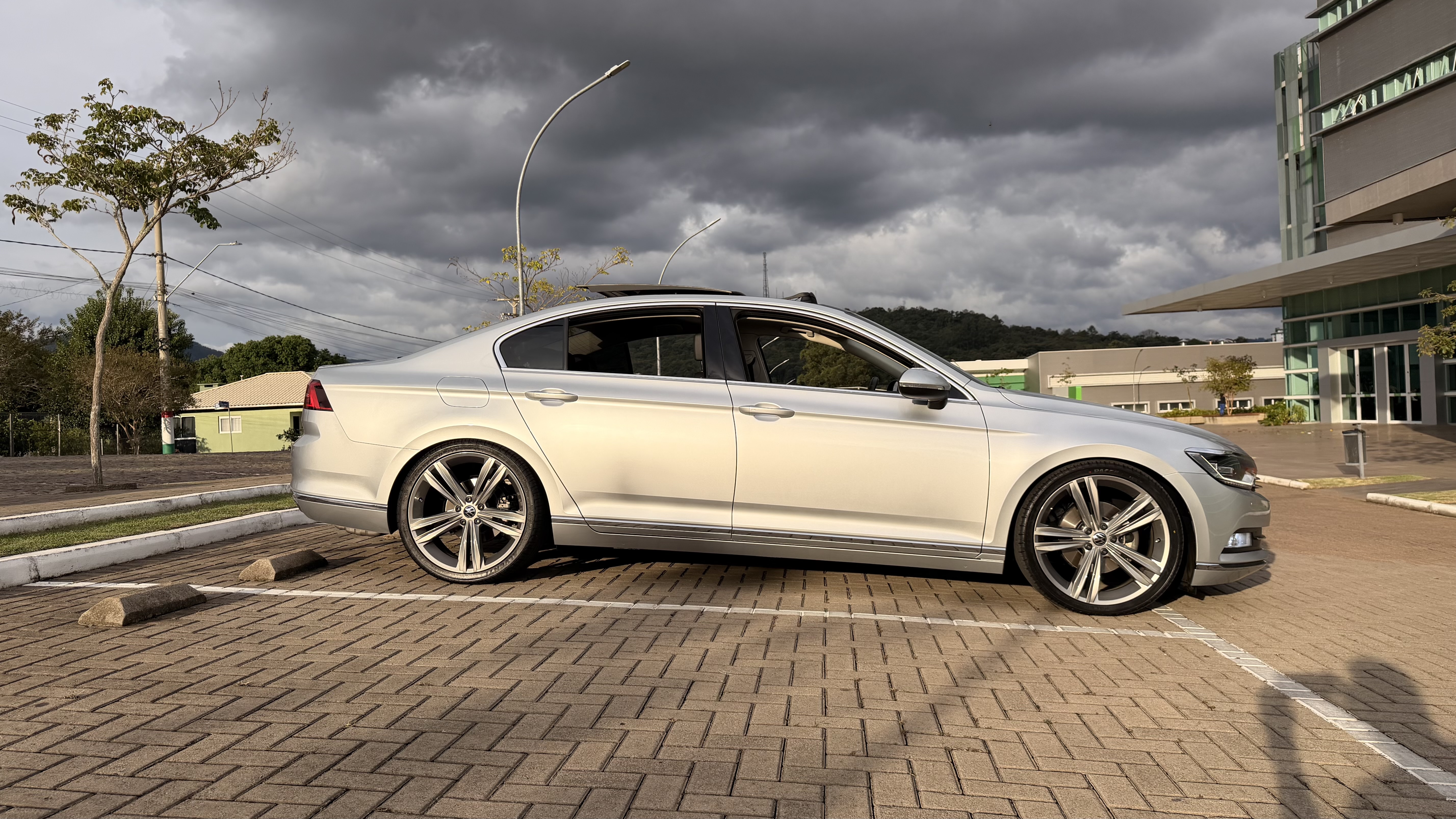 PASSAT B8 PRATA 2019 ou 1OOK