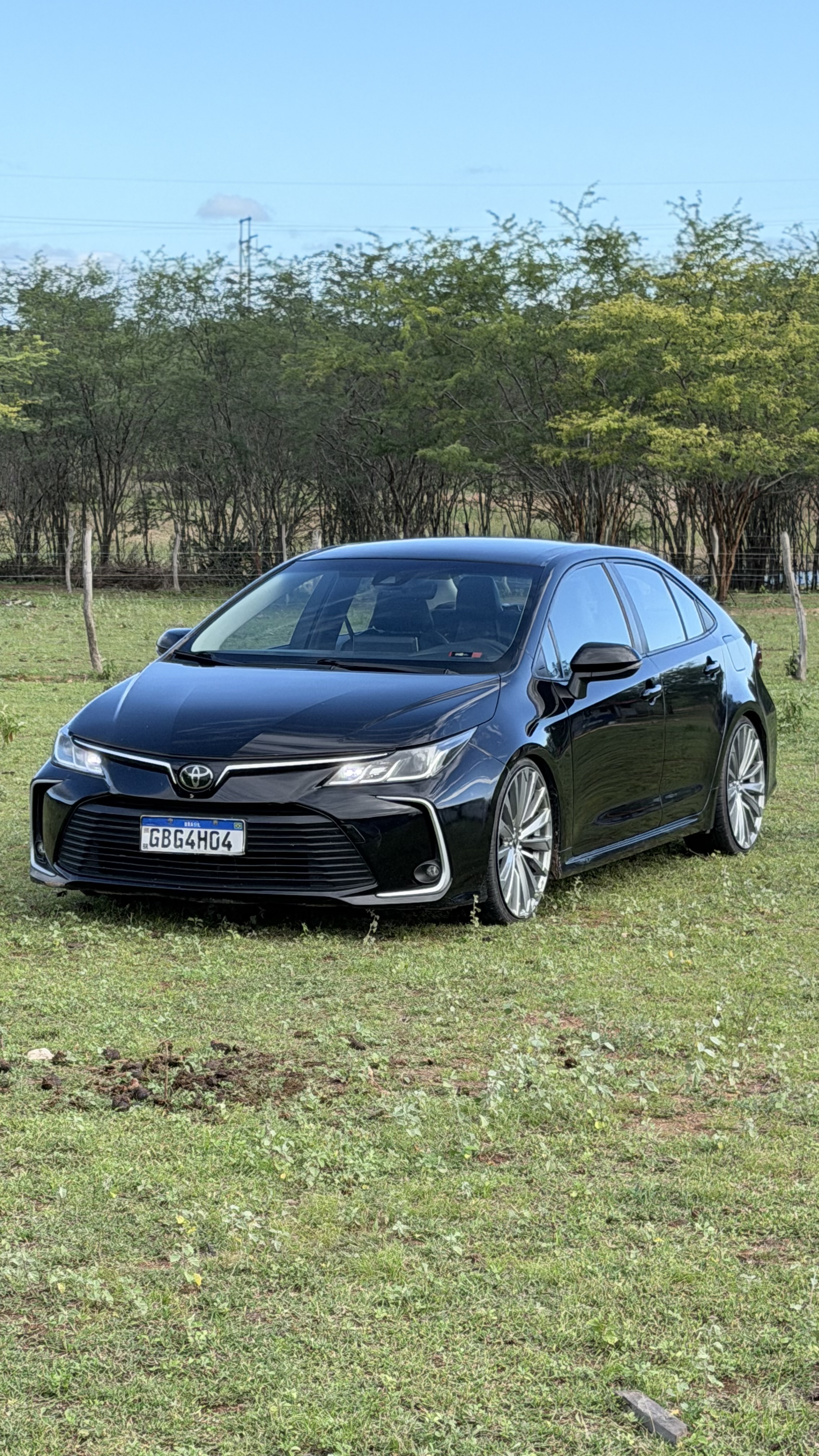 Corolla xei nas R20