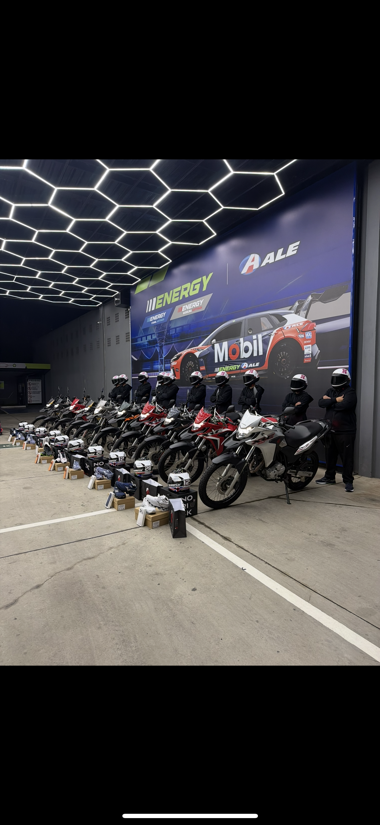 10 MOTO XRE 300 BICO M