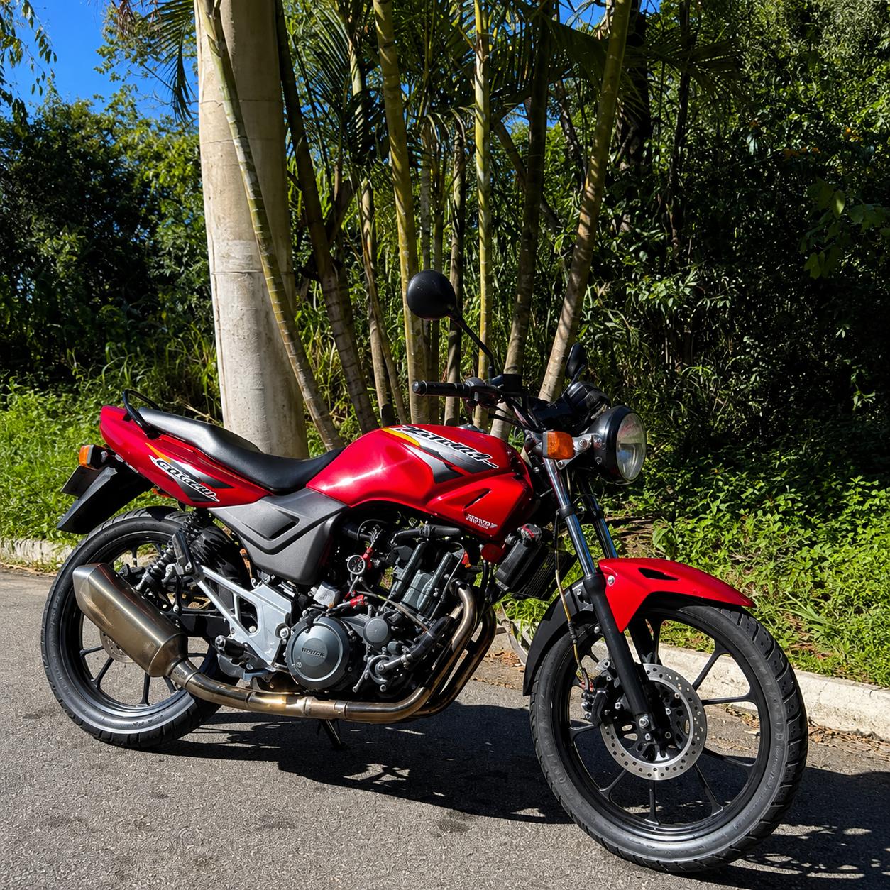 Titan Brasileirinha motor de MT03 ou Strada motor XT660 ou 25k